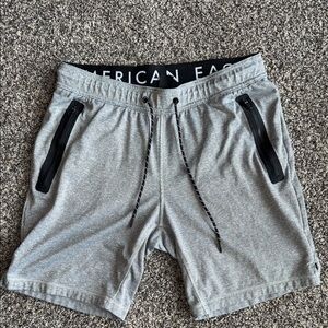 AE American Eagle men’s shorts casual drawstring zippers